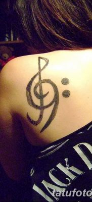 fotó a basszusgitáros tetoválásról, 2018. 07. 02. №159 - Bass Key Tattoo -