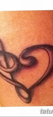 fotó a basszusgitáros tetoválásról 2018. 07. 02. №021 - Bass Key Tattoo -