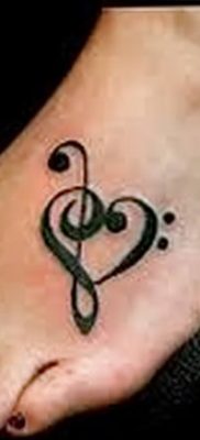 fotó a basszusgitáros tetoválásról 2018. 07. 02. №032 - Bass Key Tattoo -