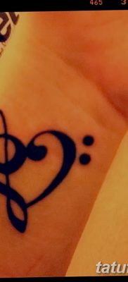 fotó a basszusgitáros tetoválásról, 2018. 07. 02. №037 - Bass Key Tattoo -