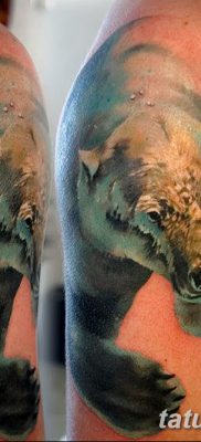 fotó egy jegesmedve tetoválásról, dátum: 2017.12.03. №118 - fehér medve tetoválás -