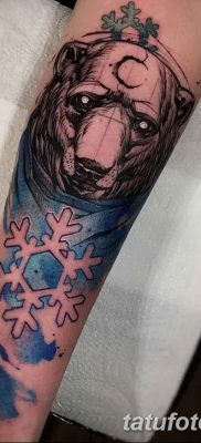 fotó egy jegesmedve tetoválásról, dátum: 2017.12.03. №119 - fehér medve tetoválás -