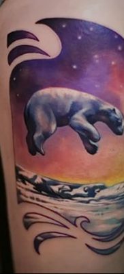 fotó egy jegesmedve tetoválásról, dátum: 2017.12.03. №131 - fehér medve tetoválás -