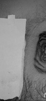 fotó egy jegesmedve tetoválásról, dátum: 2017.12.03. №028 - fehér medve tetoválás -