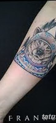 fotó egy jegesmedve tetoválásról, dátum: 2017.12.03 №076 - fehér medve tetoválás -