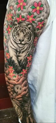 Fotó egy fehér tigris tetoválásról 2019.07.28. №017 - fehér tigris tetoválás -