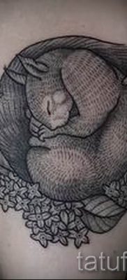 fotó a mókus tetoválásról egy cikkhez a mókusos tetoválás jelentéséről - tatufoto.ru - 12