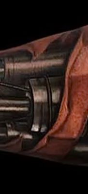 fotó a biomechanikai tetoválásról, dátum: 2017.08.15. 136. szám - Biomechanika tetoválás_ 1231231314151