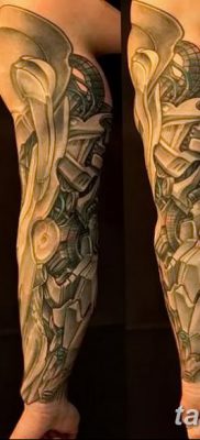 fotó a biomechanikai tetoválásról, dátum: 2017.08.15. №149 - Biomechanika tetoválás_