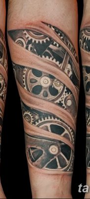 fotó a biomechanikai tetoválásról, 2017. 08. 15. №157 - Biomechanika tetoválás_