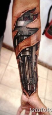 fotó a biomechanikai tetoválásról, kelt 2017.08.15. №001 - Biomechanika tetoválás_