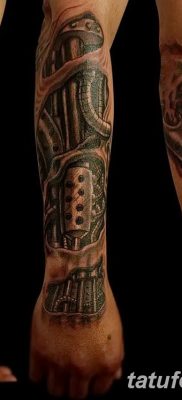 fotó a biomechanikai tetoválásról, kelte: 2017. 08. 15. № 008 - Biomechanika tetoválás_