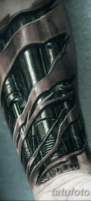 fotó a biomechanikai tetoválásról, kelt 2017. augusztus 15 -én №012 - Biomechanika tetoválás_