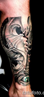 fotó a biomechanikai tetoválásról, kelt 2017. 08. 15 -én №017 - Biomechanika tetoválás_