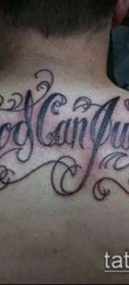 Fénykép a tetoválás Istenről a bírám - 25052017 - példa - 012 Tetováló Isten a bírám