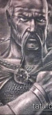 fénykép egy erős férfi tetoválásról (jelentése) - példa rajz - 021