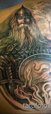 fotó egy erős férfi tetoválásról (jelentése) - példa rajz - 008