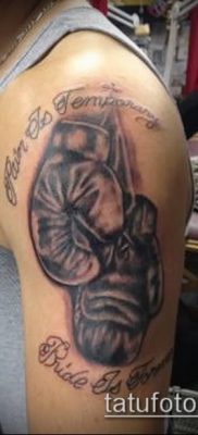 fotó tetoválás bokszkesztyű (tetoválás) (érték) - példa rajz - 058