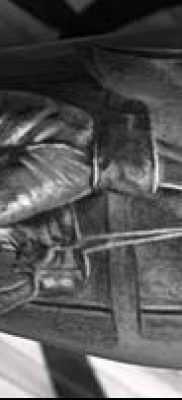 fotó tetoválás bokszkesztyű (tetoválás) (érték) - példa rajz - 043