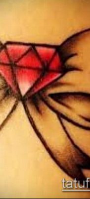 186 -os gyémánttetoválás - a minta exkluzív változata, amely sikeresen használható a lányok gyémántjának megváltoztatására és tetoválására