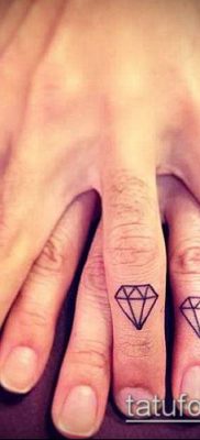 gyémánttetoválás # 867 - a minta exkluzív változata, amely könnyen használható felülvizsgálathoz és gyémánttetoválásként a karon történő alkalmazáshoz