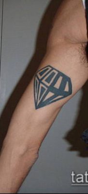 A gyémánttetoválás # 866 a minta méltó változata, amely sikeresen használható átalakítására és alkalmazására, mint egy bagoly gyémánttetoválással