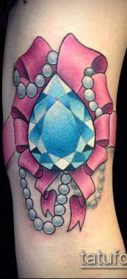 A gyémánttetoválás # 662 egy érdekes tervezési lehetőség, amely könnyen használható átalakítására és gyémánttetoválásként történő alkalmazására