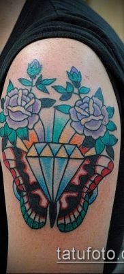 A gyémánttetoválás # 358 a minta hűvös változata, amelyet sikeresen lehet használni gyomántetoválásként a gyomor feldolgozásához és alkalmazásához