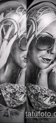 gyémánttetoválás # 520 - a minta egyedi változata, amely sikeresen használható fehér gyémánt tetoválásként történő feldolgozásra és alkalmazásra