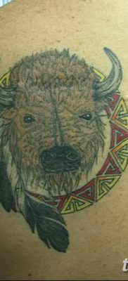 fotó egy bivaly tetoválásról, kelt 2018. 04. 16 -án №045 - Buffalo Tattoo -