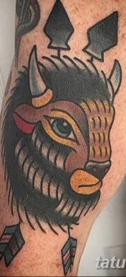 fotó egy bivaly tetoválásról, kelt 2018.04.16 -án №072 - Buffalo Tattoo -
