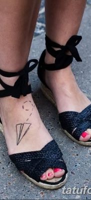 fotó a tetoválásról Papírrepülőgép 2018.01.23 -tól №011 - tetoválópapír repülőgép -