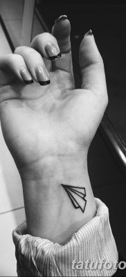 fotó tetoválás Papír repülőgép 2018.01.23 -tól №063 - tetováló papír repülőgép -