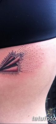 fotó tetoválás Papír repülőgép 2018.01.23 -tól №073 - tetováló papír repülőgép -