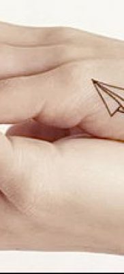 fotó tetoválás papír repülőgép 2018.01.23. №081 - tetováló papír repülőgép -