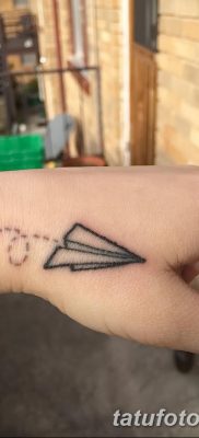 fotó tetoválás Papír repülőgép 2018.01.23 -tól №082 - tetováló papír repülőgép -