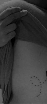 fotó a tetoválásról Papírrepülőgép 2018.01.23 -tól №087 - tetoválópapír repülőgép -