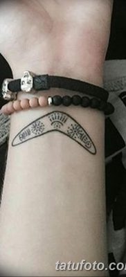 fotó a bumeráng tetoválásról, 2017.12.10., 005 - bumeráng tetoválás -