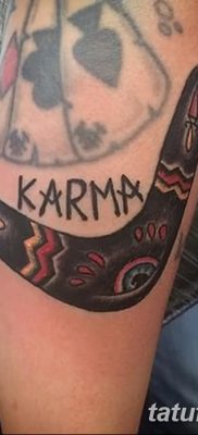 fotó a bumeráng tetoválásról, 2017.12.10. №012 - bumeráng tetoválás -