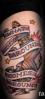 fotó a bumeráng tetoválásról, kelt 2017.12.10. №023 - bumeráng tetoválás -