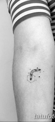 fotó a bumeráng tetoválásról, 2017.12.10. №046 - bumeráng tetoválás -