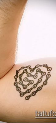 Fénykép egy lánc tetoválásról - példa rajz - 30052017 - példa - 122 Tetováló lánc