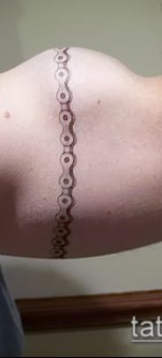 Fénykép egy lánc tetoválásról - példa rajz - 30052017 - példa - 123 tetováló lánc