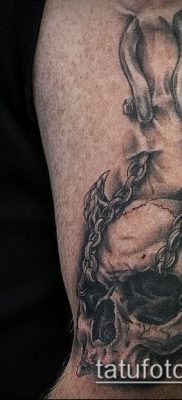 Fénykép egy lánc tetoválásról - példa rajz - 30052017 - példa - 131 Tetováló lánc