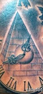 fotó tetováló óra és piramis, 2018. 08. 08. №010 - tetováló óra és piramis -