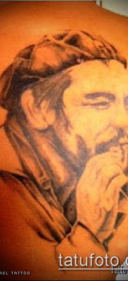 A CHE GEWAR TATTOO # 779 a minta klassz változata, amely sikeresen használható Che Guevara karon finomítására és tetoválására.