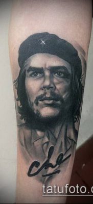 A CHE GEWAR TATTOO №80 a rajz méltó változata, amely könnyen használható felülvizsgálatra és a Che Guevara tetoválására