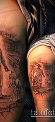 tetováló férfi fotó (érték) - példa egy érdekes tetoválási rajzra - 013
