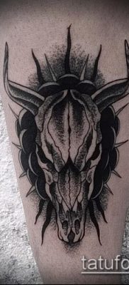 bika koponya tetoválás fotó (érték) - példa egy érdekes tetoválási rajzra - 018