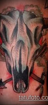 bika koponya tetoválás fotó (érték) - példa egy érdekes tetoválási rajzra - 011